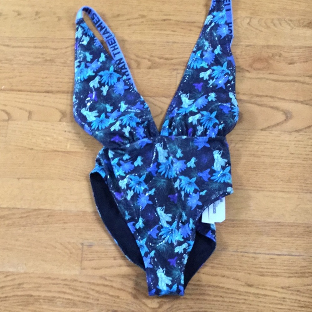 Bathing suit